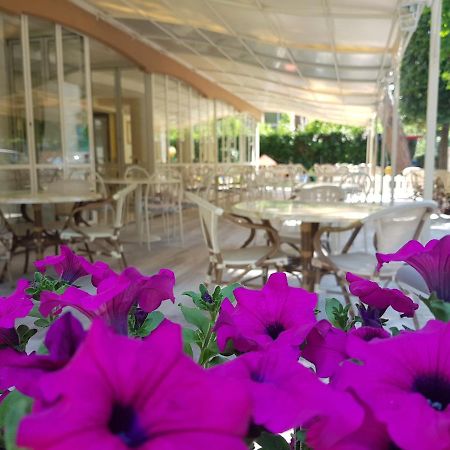 Hotel Gioiosa Cesenatico Exterior foto